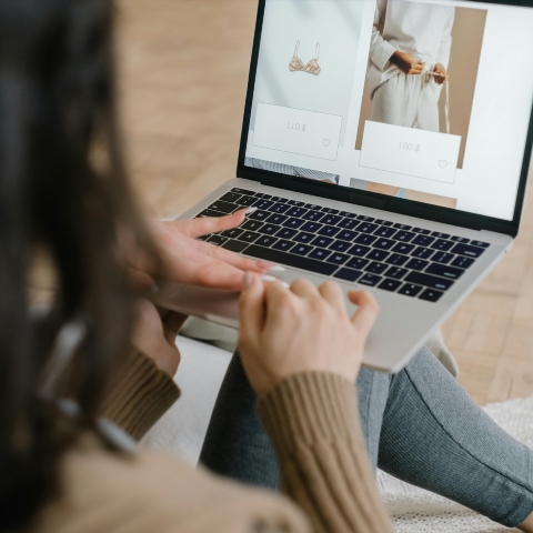 Tworzenie stron internetowych do uruchamiania landing page'y.